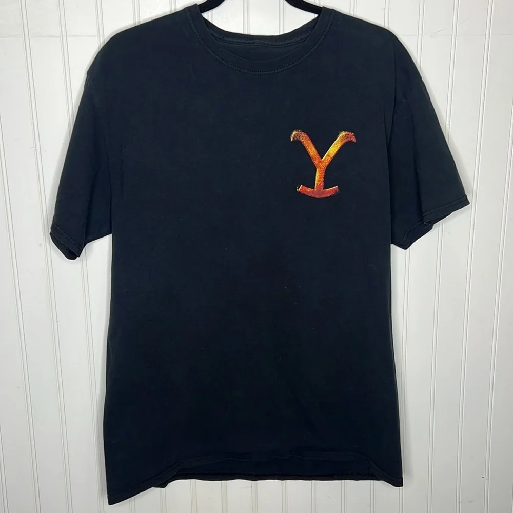 - Yellowstone Dutton Ranch T Shirt Size Large - Picture 3 of 6